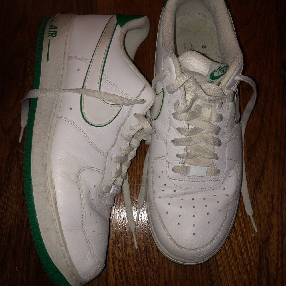 AF1 Nike Green & White VGC Sz 12